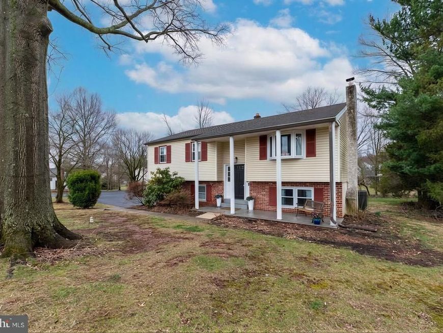 1227 Grandview Circle, Pottstown, PA 19465 Main Photo