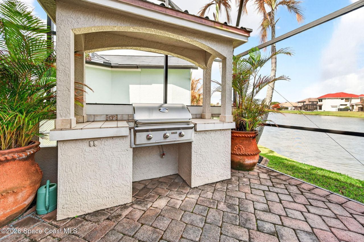 340 Newport Drive, Indialantic, FL 32903 Photo