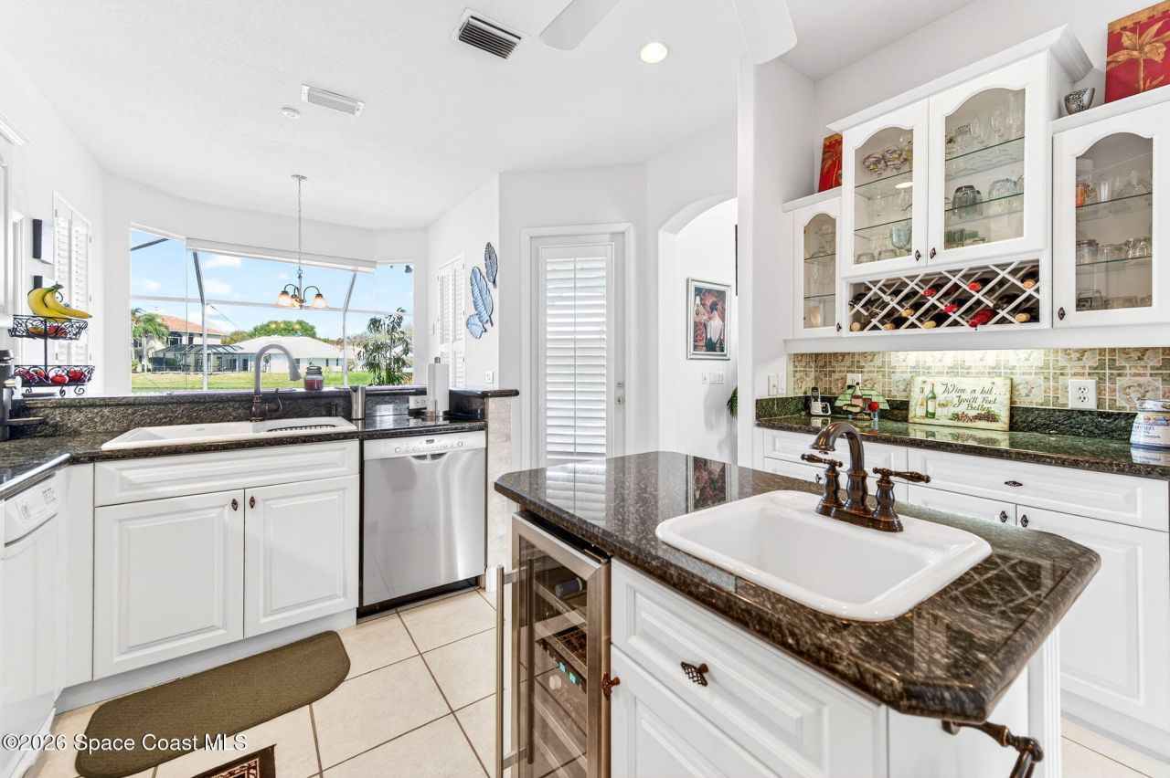 340 Newport Drive, Indialantic, FL 32903 Photo