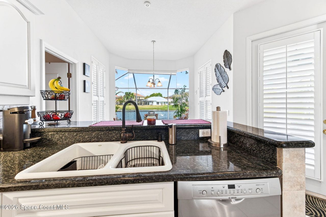 340 Newport Drive, Indialantic, FL 32903 Photo