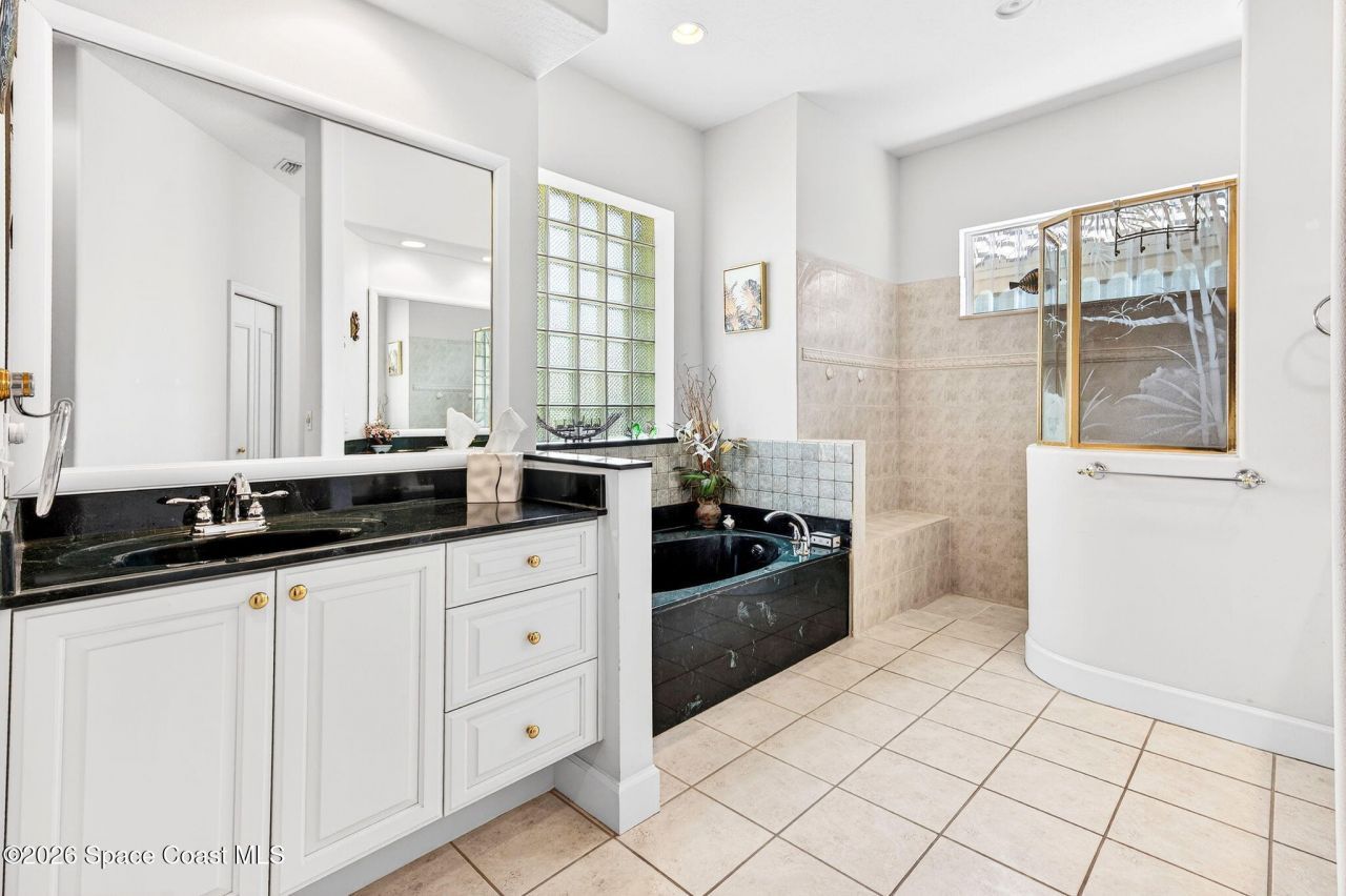 340 Newport Drive, Indialantic, FL 32903 Photo