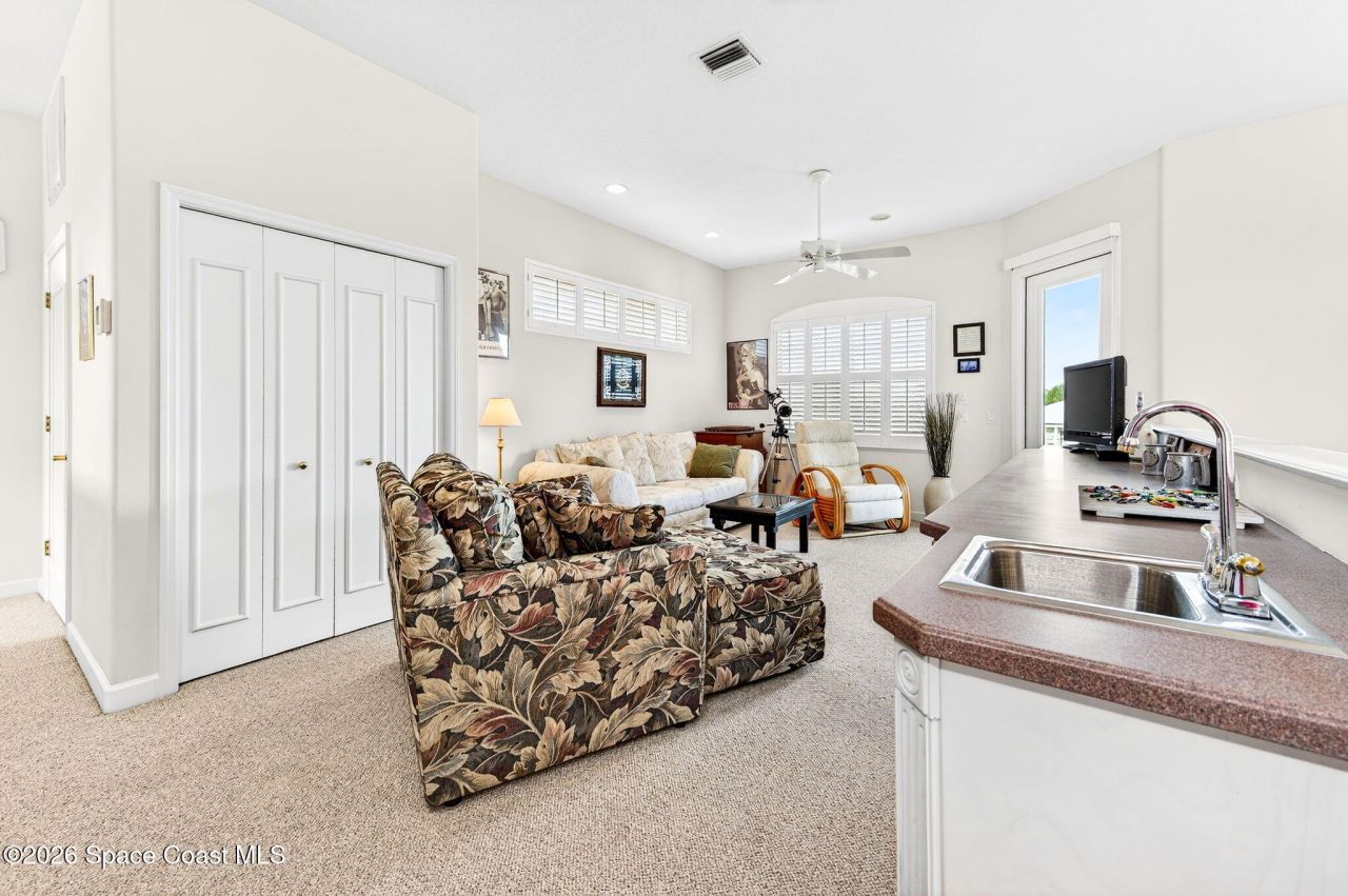 340 Newport Drive, Indialantic, FL 32903 Photo