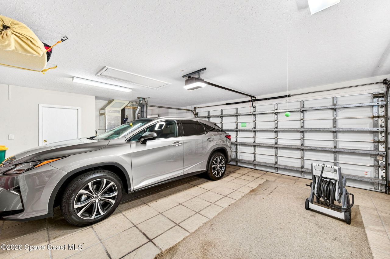 340 Newport Drive, Indialantic, FL 32903 Photo