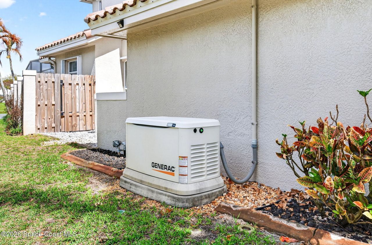 340 Newport Drive, Indialantic, FL 32903 Photo