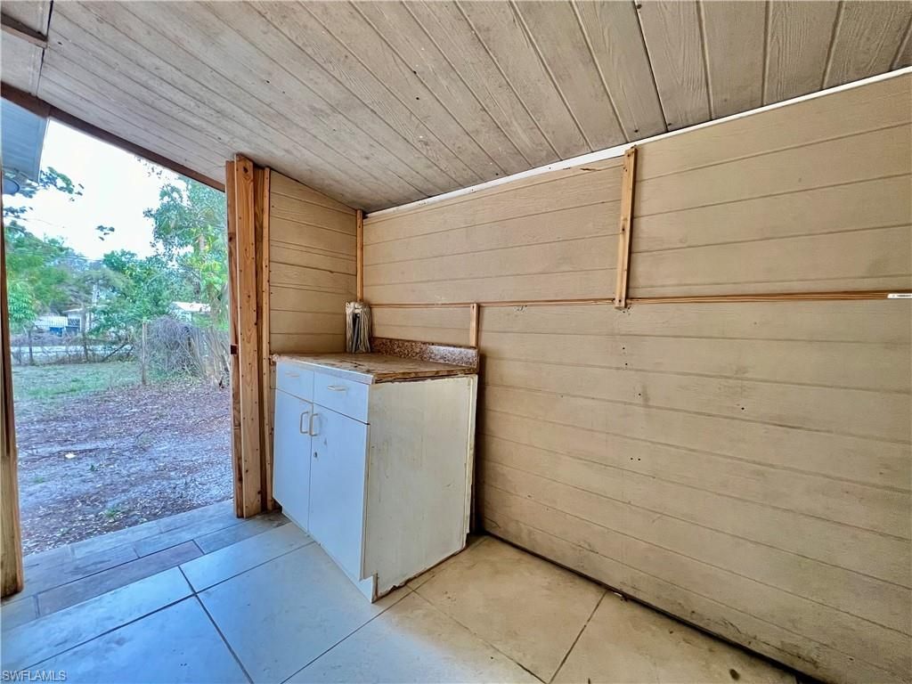 427 Capitol St, North Fort Myers, FL 33903 Photo