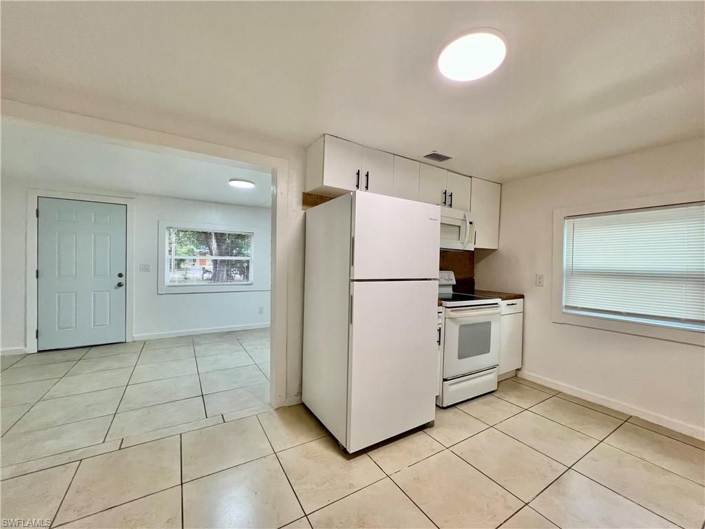 427 Capitol St , North Fort Myers, FL 33903 Photo