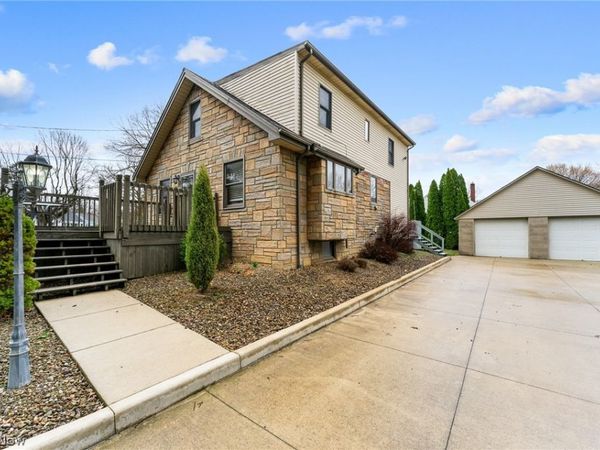 101 Delaware Avenue, Poland, OH 44514