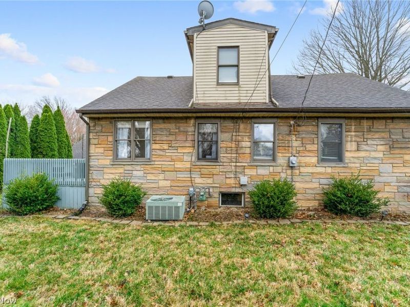 101 Delaware Avenue, Poland, OH 44514 Photo 22