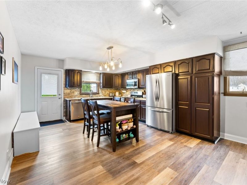 101 Delaware Avenue, Poland, OH 44514 Photo 6