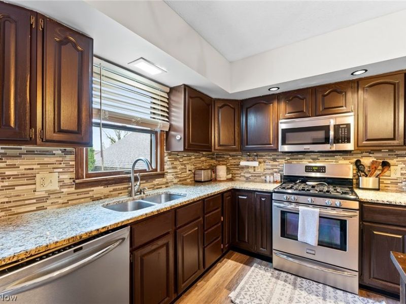 101 Delaware Avenue, Poland, OH 44514 Photo 7