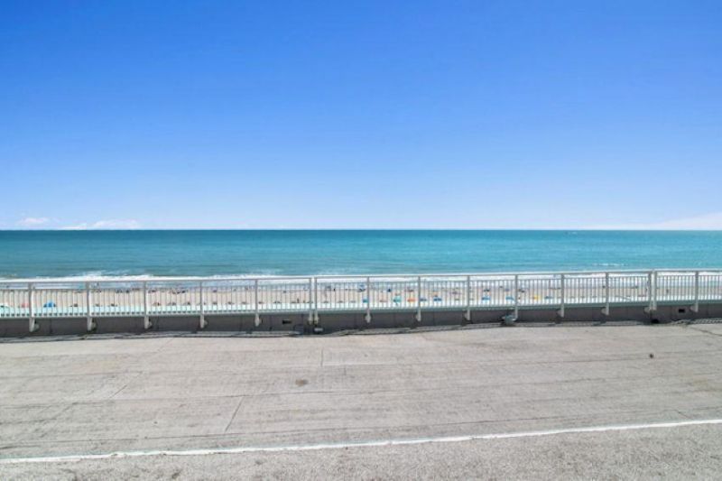 5300 N Ocean Blvd.  Photo 16