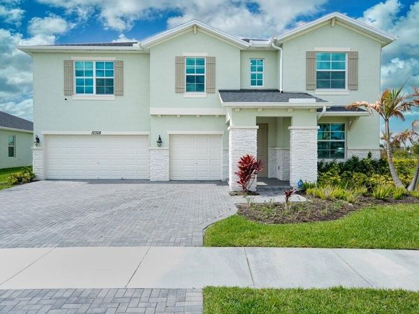 12328 SW Roma Circle, Port St. Lucie, FL 34987