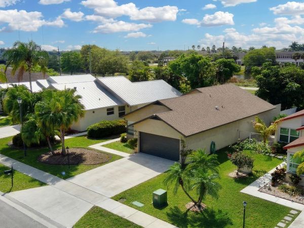9106 Chatsworth Cascades, Boca Raton, FL 33434