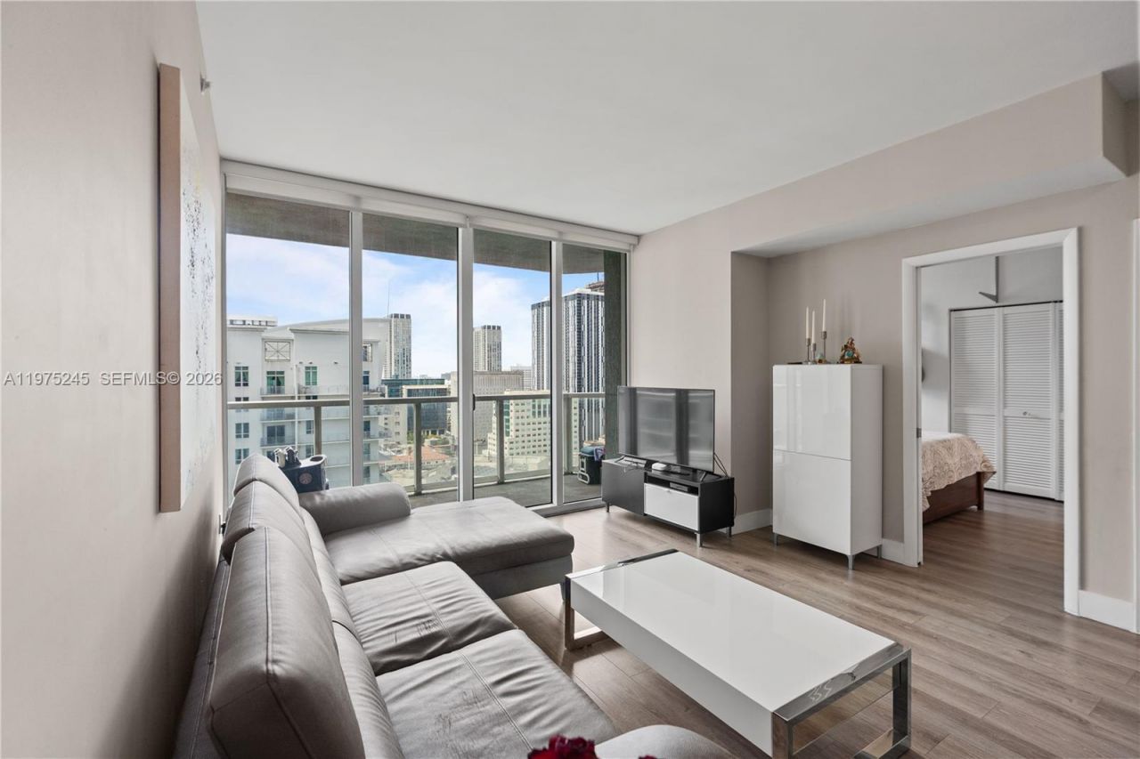 244 Biscayne Blvd , Unit 2410, Miami, FL 33132 Photo