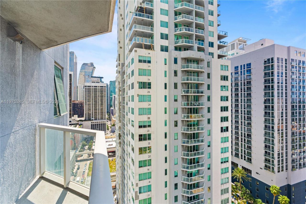 244 Biscayne Blvd , Unit 2410, Miami, FL 33132 Photo