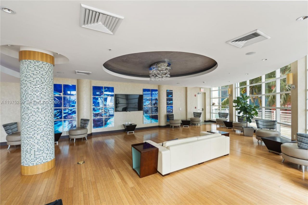 244 Biscayne Blvd , Unit 2410, Miami, FL 33132 Photo