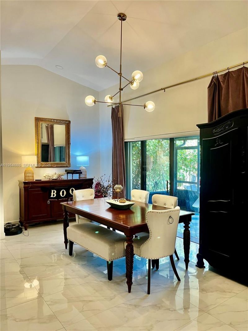 6201 Portsmouth Ln , Davie, FL 33331 Photo