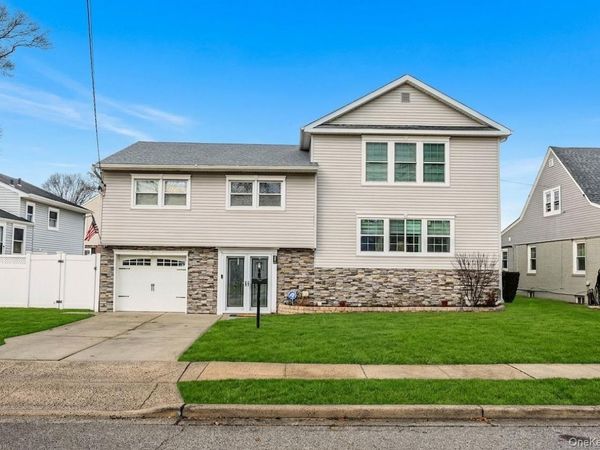 495 Russell Street, Baldwin, NY 11510