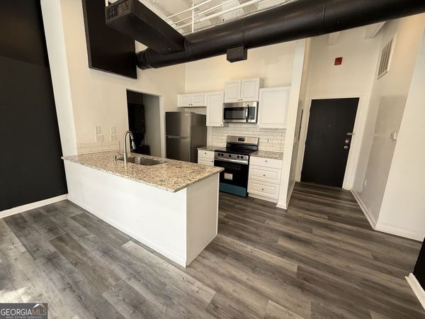 32 Peachtree Street NW, Unit APT 207, Atlanta, GA 30303