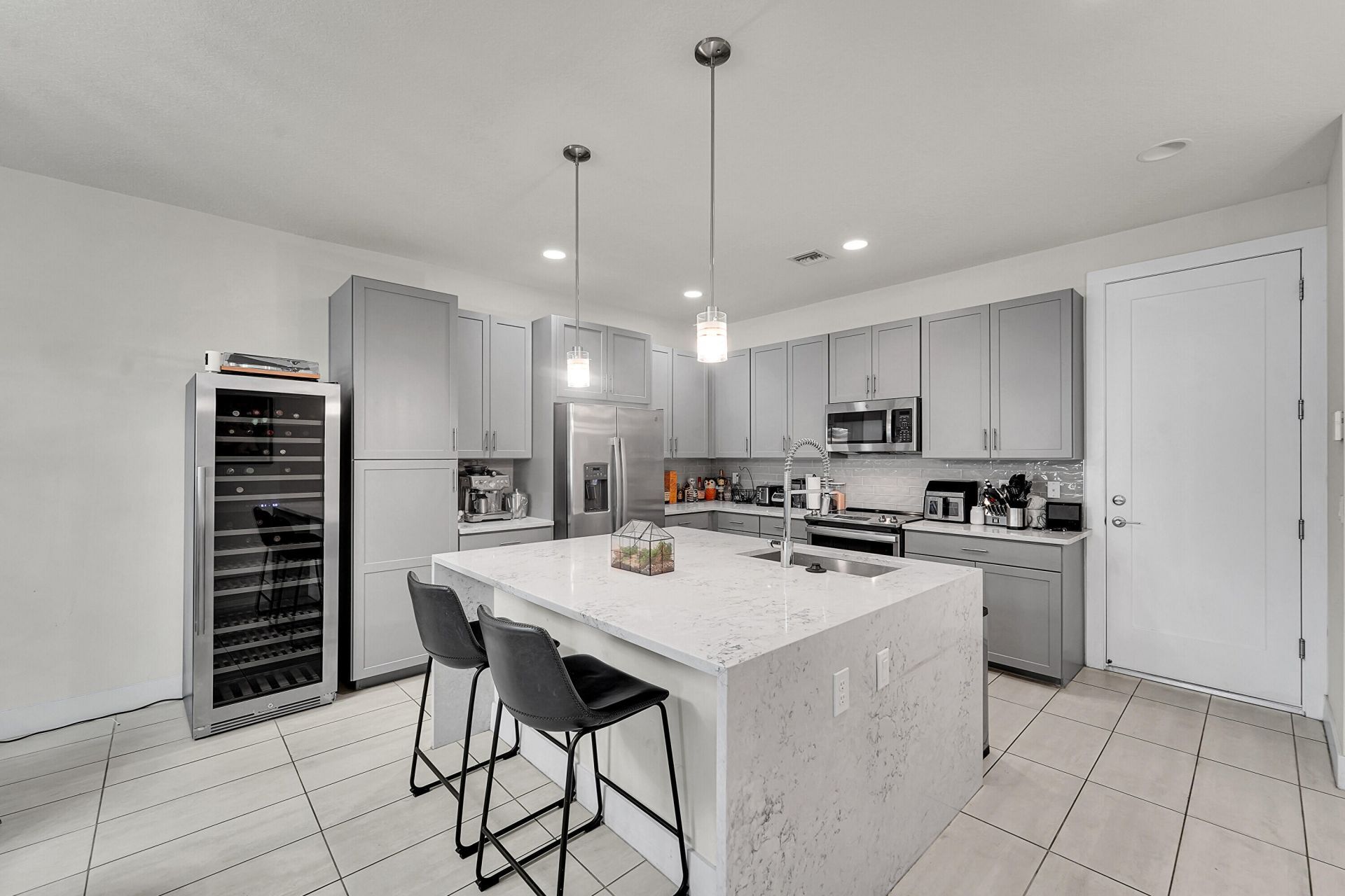 1410 SW 4th Avenue, Unit 1410, Fort Lauderdale, FL 33315 Photo