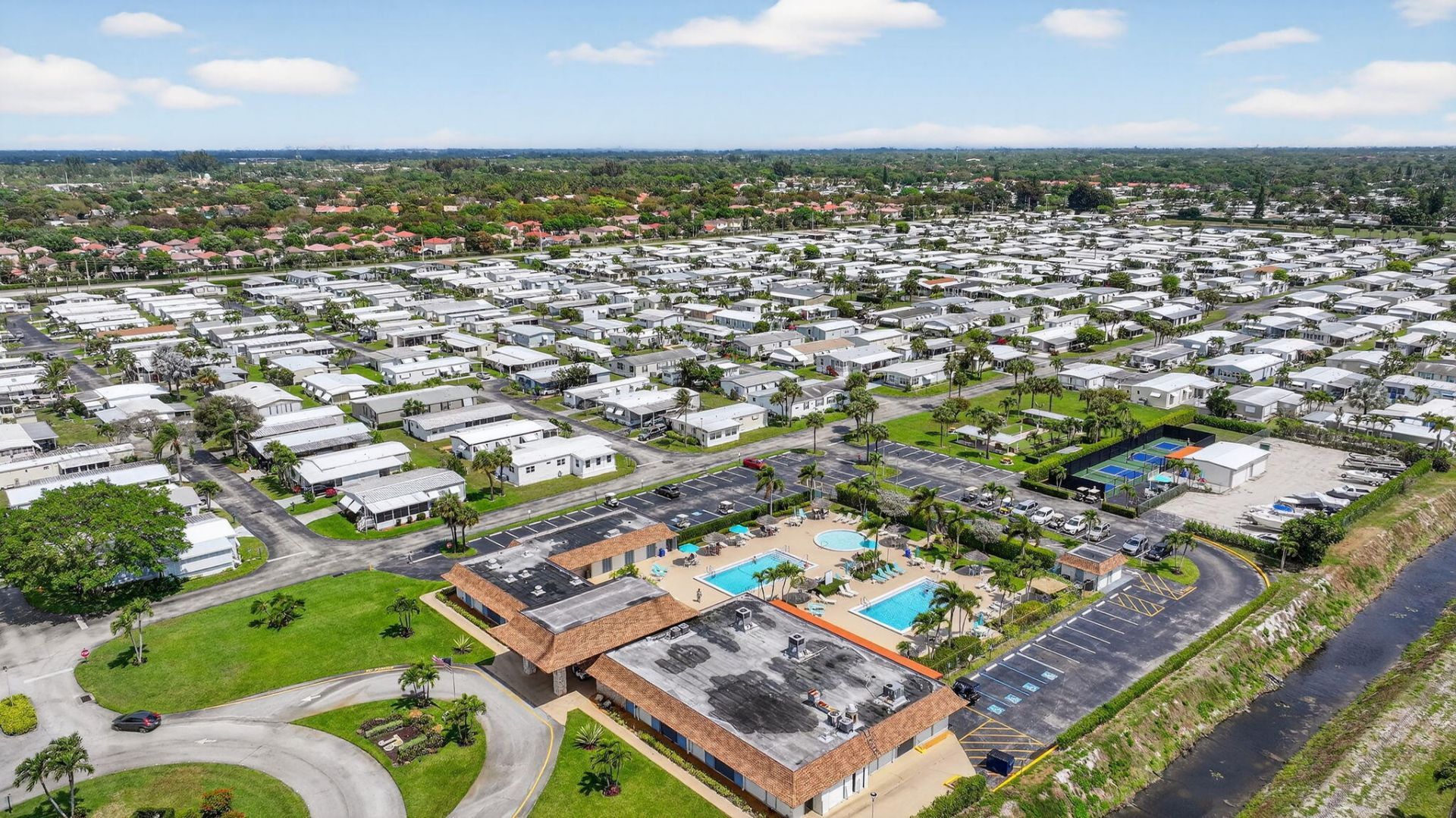 53009 Del Rio, Boynton Beach, FL 33436 Photo