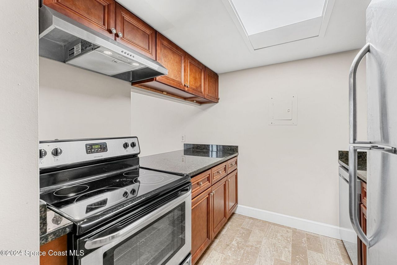 132 Bristol Court , Melbourne, FL 32935 Photo