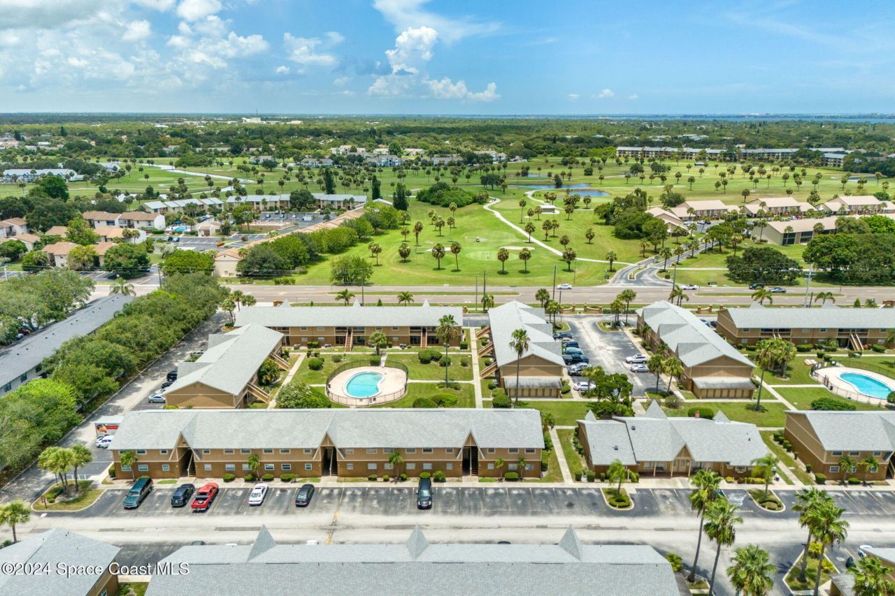 132 Bristol Court , Melbourne, FL 32935 Photo