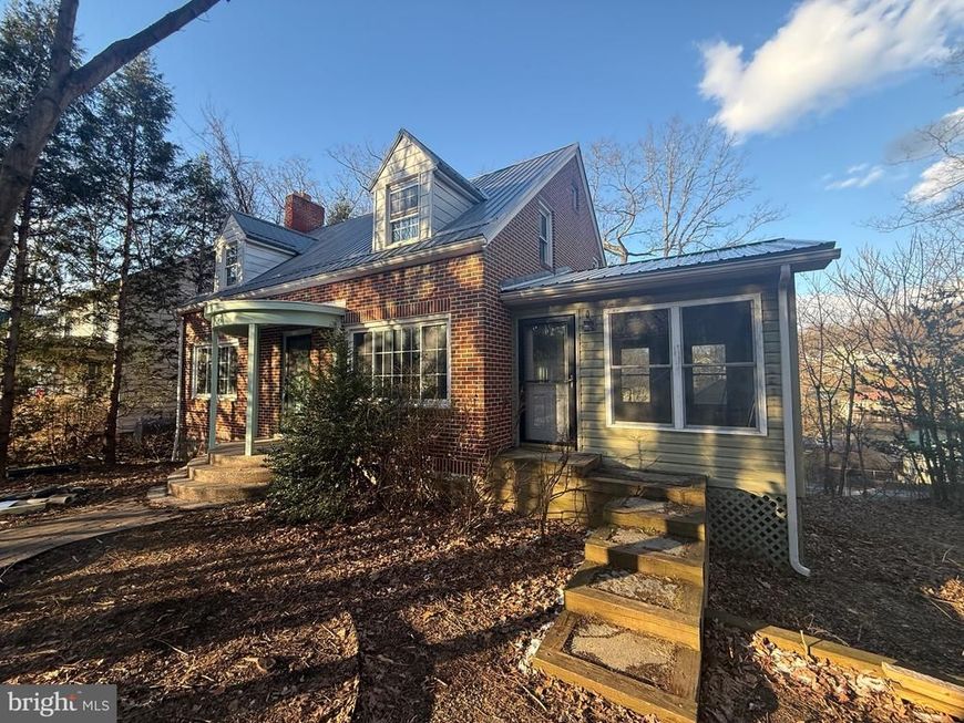 45 Rockwell Circle , Berkeley Springs, WV 25411 Main Photo