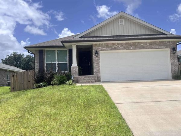 5031 Firstmate Way, Pensacola, FL 32526