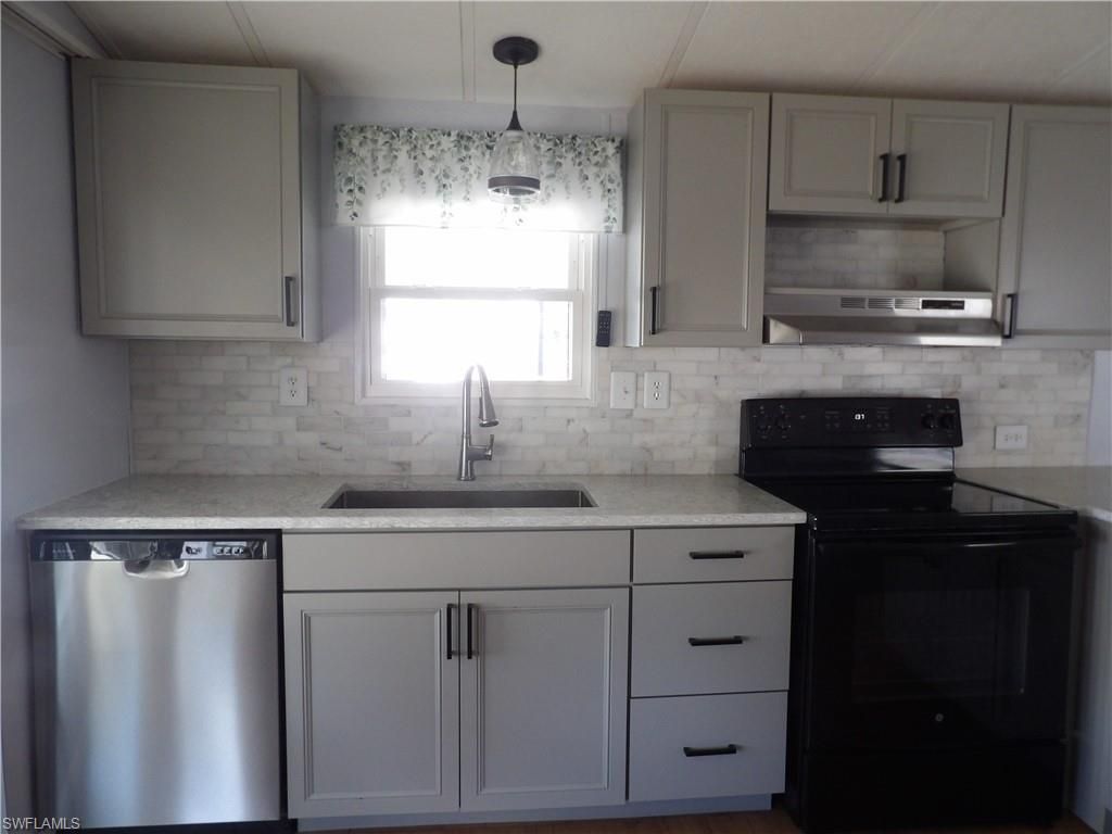 113 Lantern Ln , North Fort Myers, FL 33917 Photo