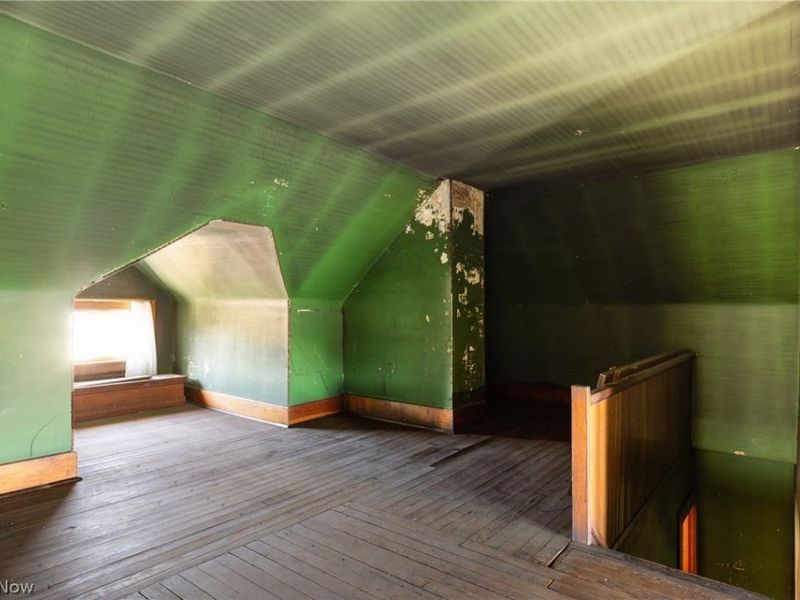 894 National Road, Bridgeport, OH 43912 Photo 28