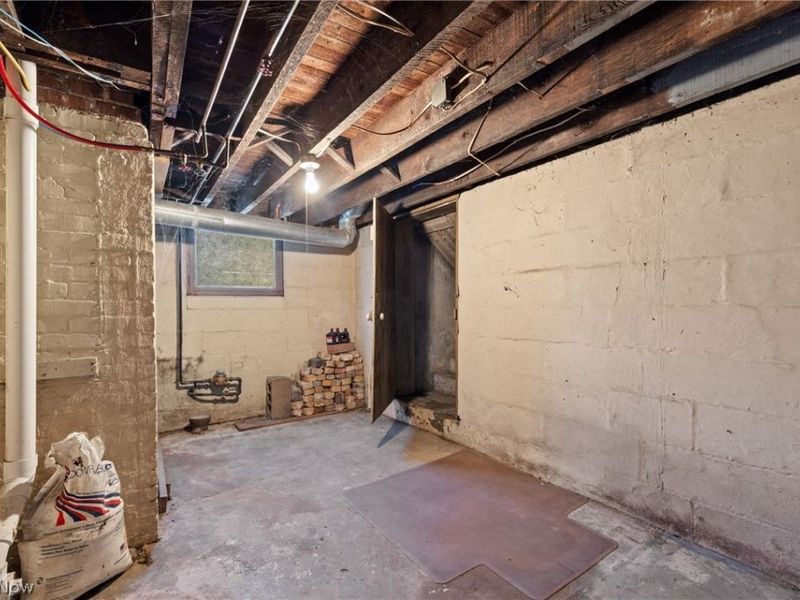 894 National Road, Bridgeport, OH 43912 Photo 32