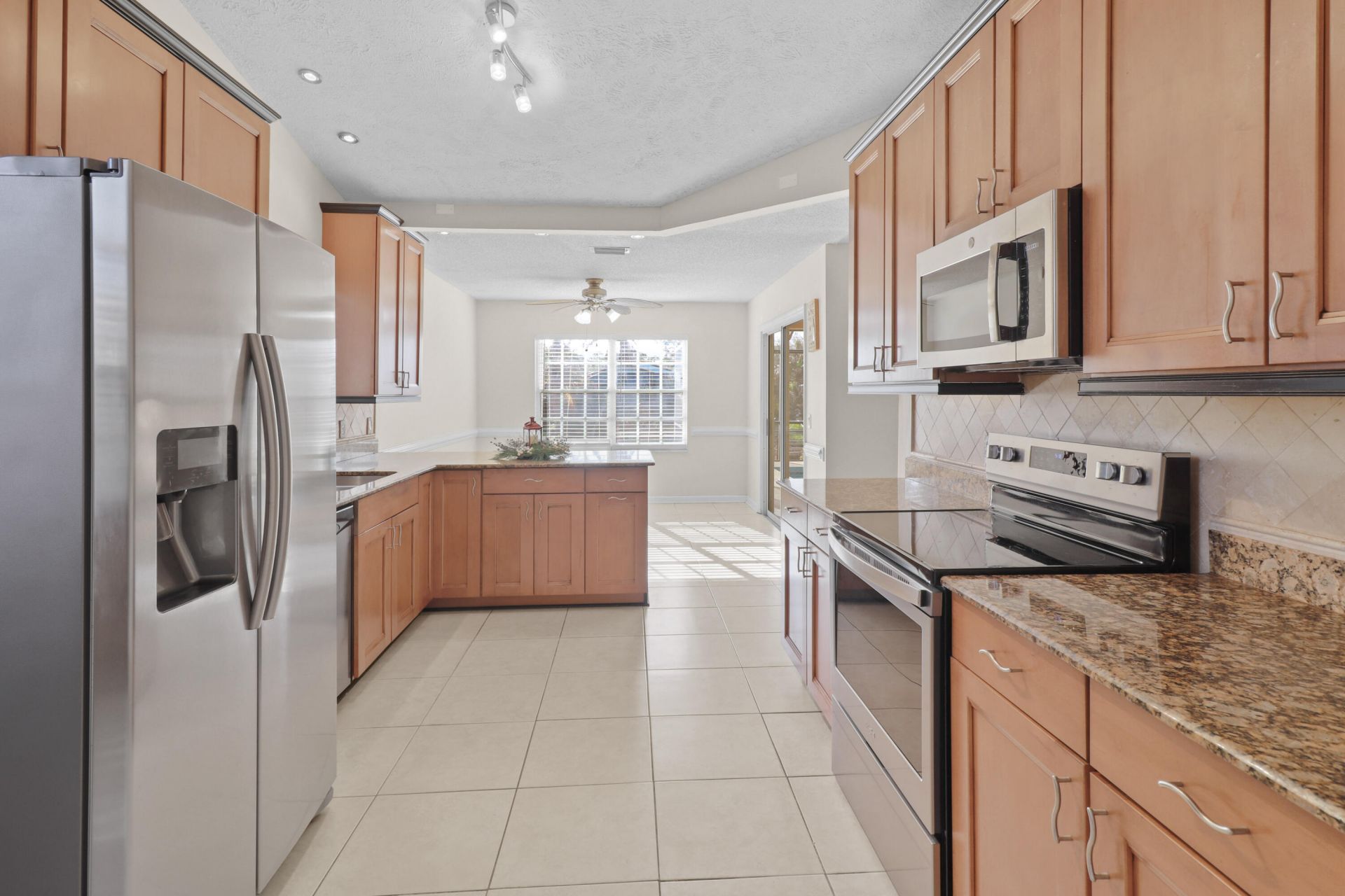 152 NE Twylite Terrace, Port Saint Lucie, FL 34983 Photo