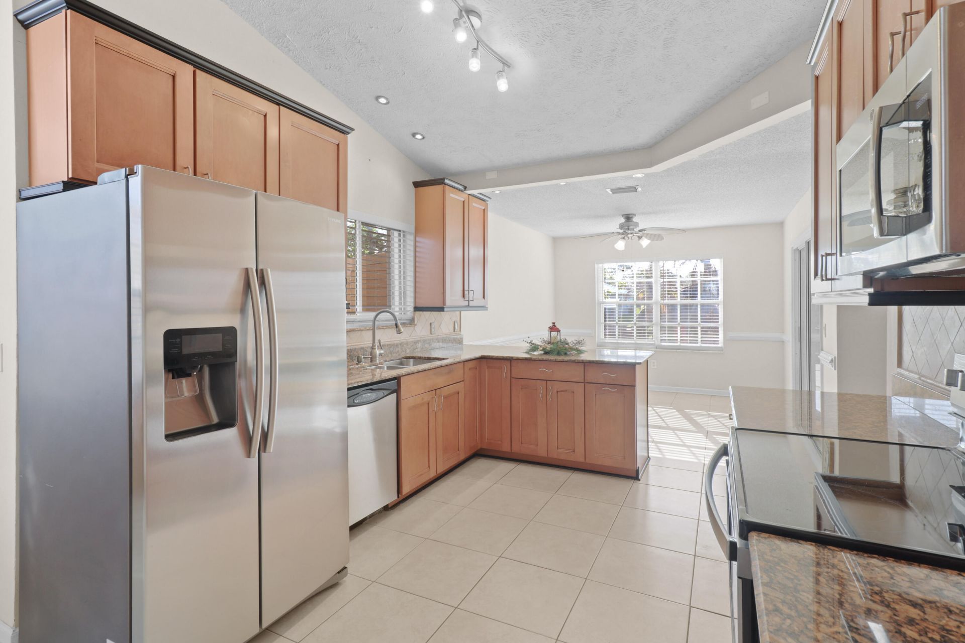 152 NE Twylite Terrace, Port Saint Lucie, FL 34983 Photo