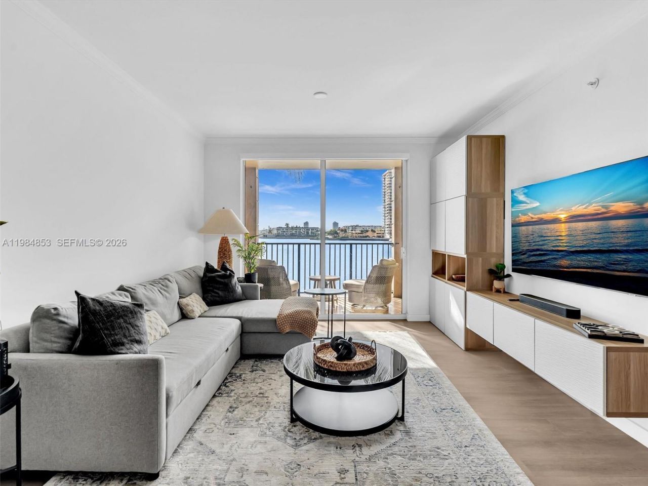 17150 N Bay Rd, Unit 2205, Sunny Isles Beach, FL 33160 Photo