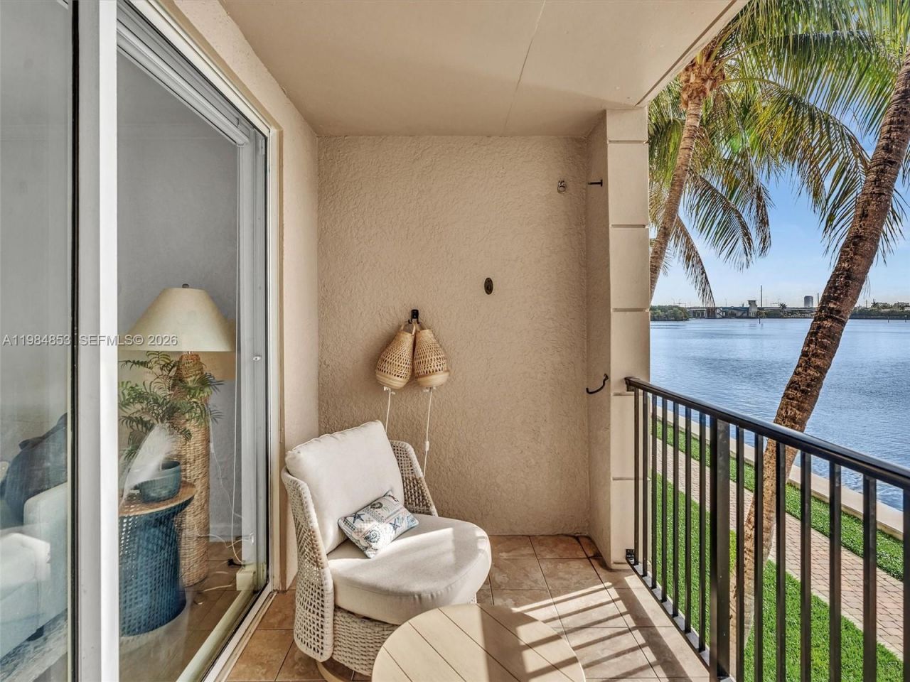 17150 N Bay Rd, Unit 2205, Sunny Isles Beach, FL 33160 Photo