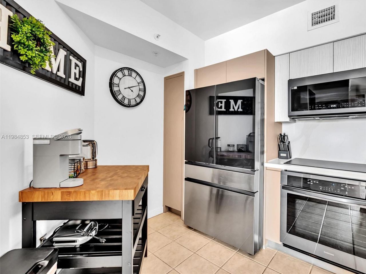 17150 N Bay Rd, Unit 2205, Sunny Isles Beach, FL 33160 Photo