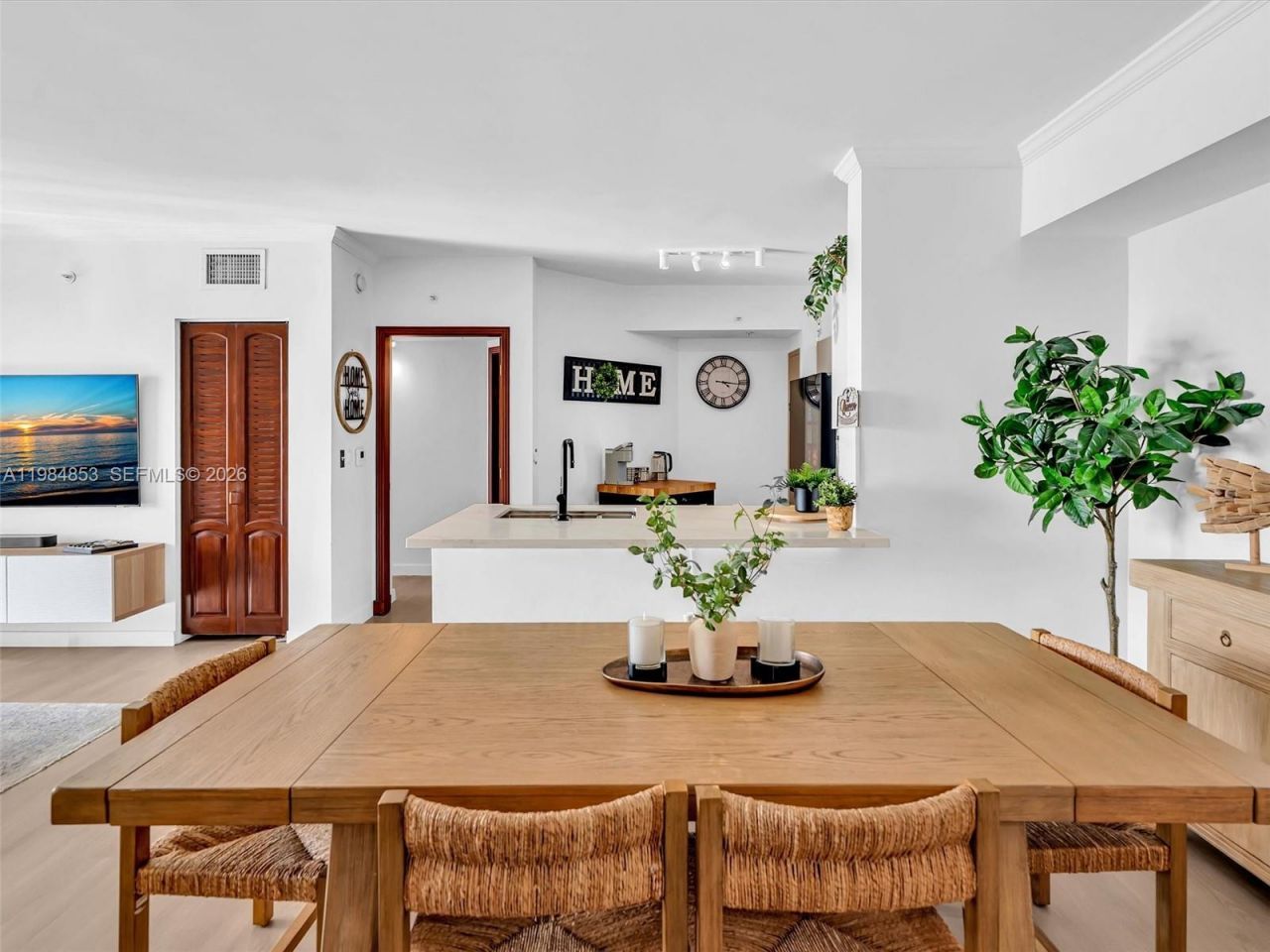 17150 N Bay Rd, Unit 2205, Sunny Isles Beach, FL 33160 Photo