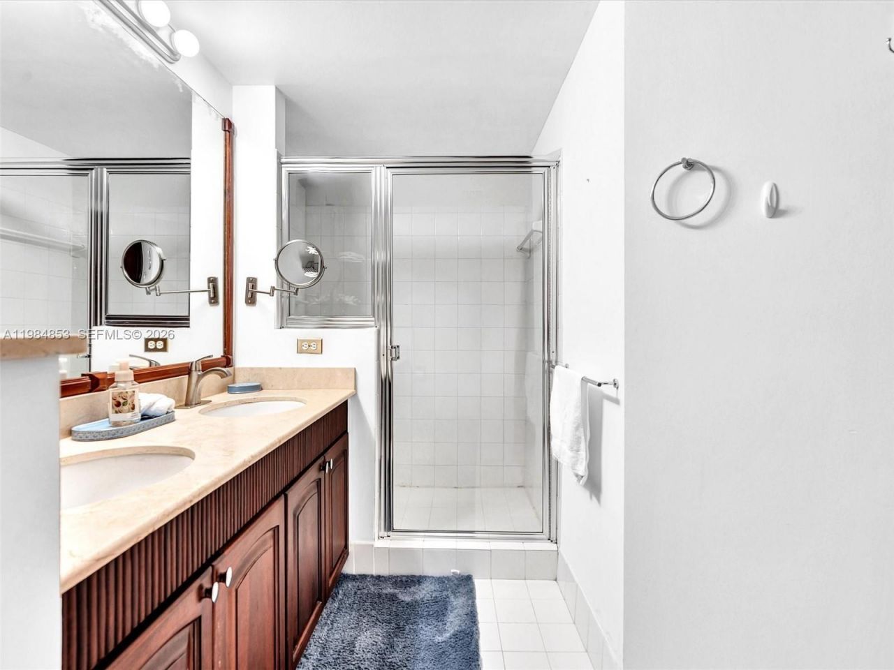 17150 N Bay Rd, Unit 2205, Sunny Isles Beach, FL 33160 Photo