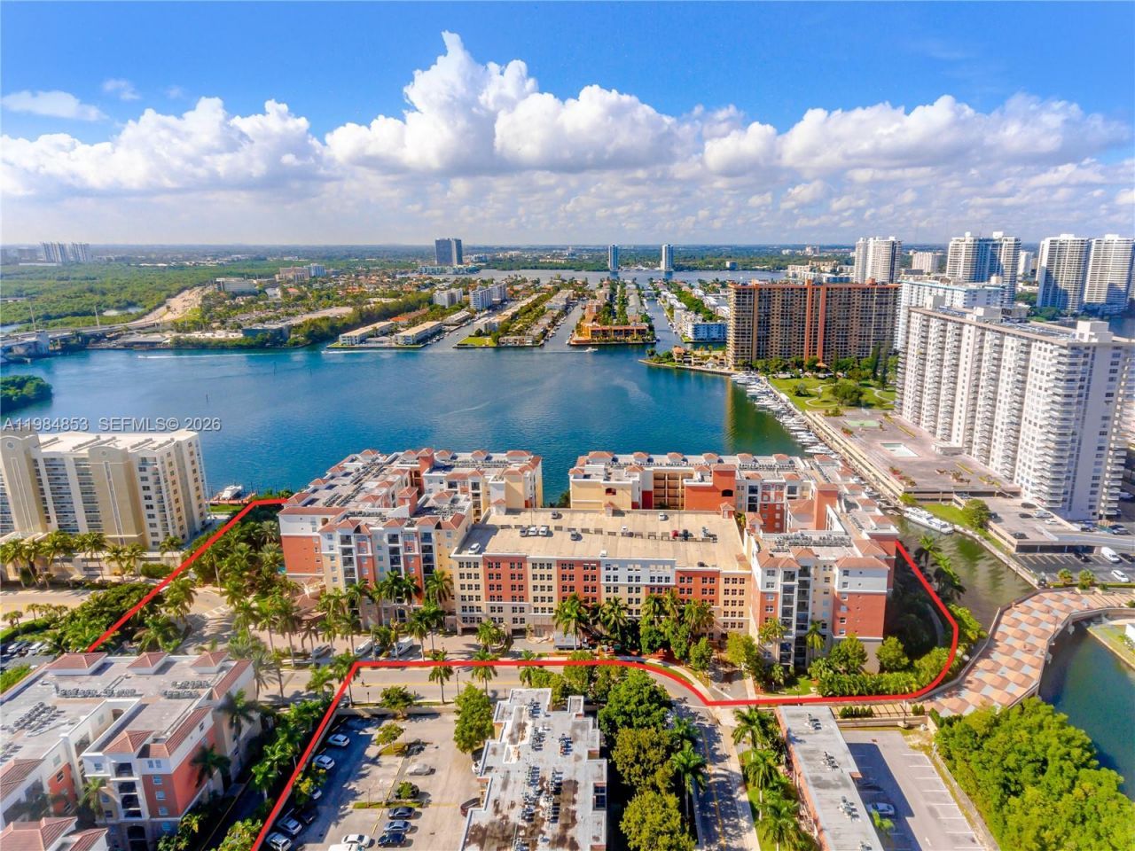 17150 N Bay Rd, Unit 2205, Sunny Isles Beach, FL 33160 Photo