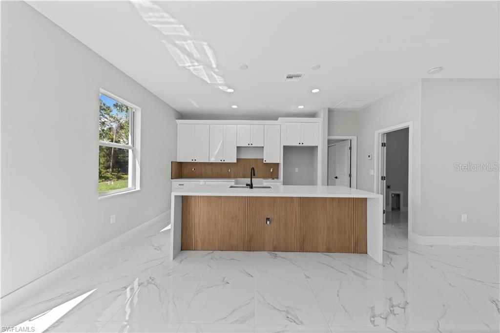 1111 Dutchess Street E, Lehigh Acres, FL 33974 Photo