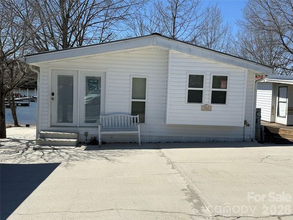 101 Dogwood Circle , New London, NC 28127