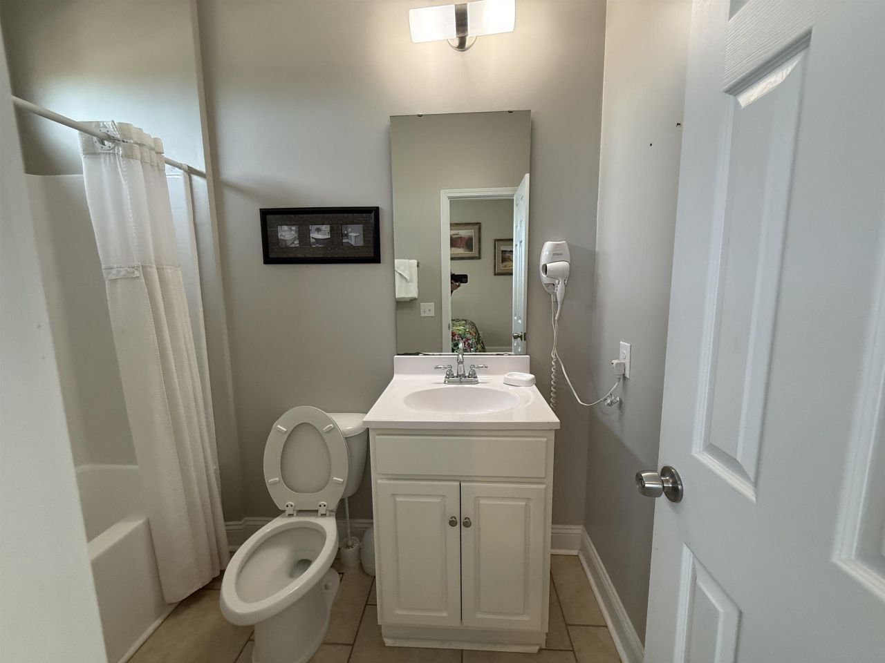 2200 Mystic Ln. Photo 12