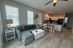 2200 Mystic Ln. photo 4