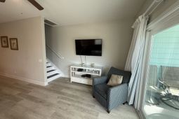 2200 Mystic Ln. photo 4