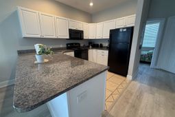 2200 Mystic Ln. photo 4