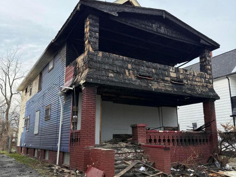 9422 Parkview Avenue, Cleveland, OH 44104 Photo 1