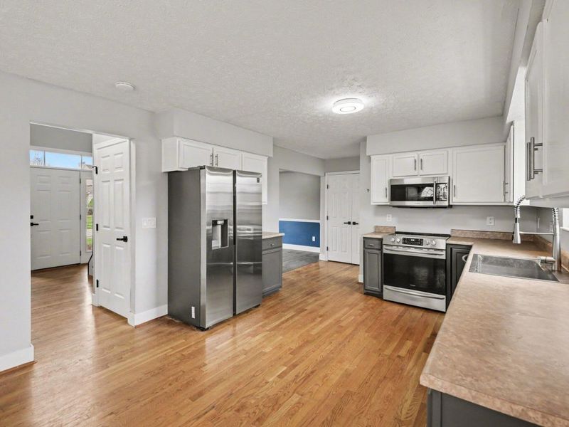 7536 Harvestdale Lane, Florence, KY 41042 Photo 9