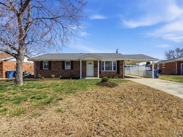 3320 Village Lane , Granite City, IL 62040