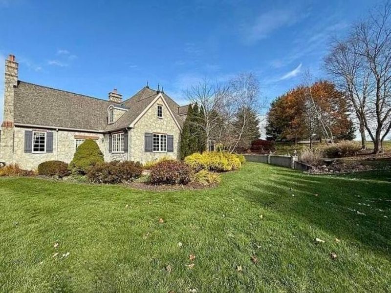 1436 Greenbrier Drive, Mount Vernon, OH 43050 Photo 7